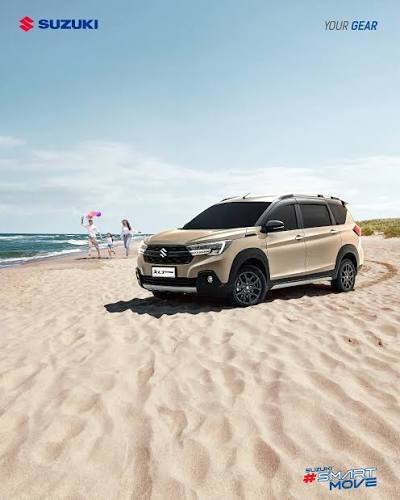 Menikmati Keindahan Sunset di Pantai Payangan Jember Bersama Suzuki XL7 Hybrid