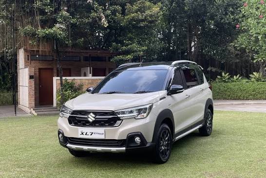 Suzuki XL7 Hybrid: Solusi SUV Gagah Pilihan Pengusaha Muda Sektor Kreatif di Lumajang