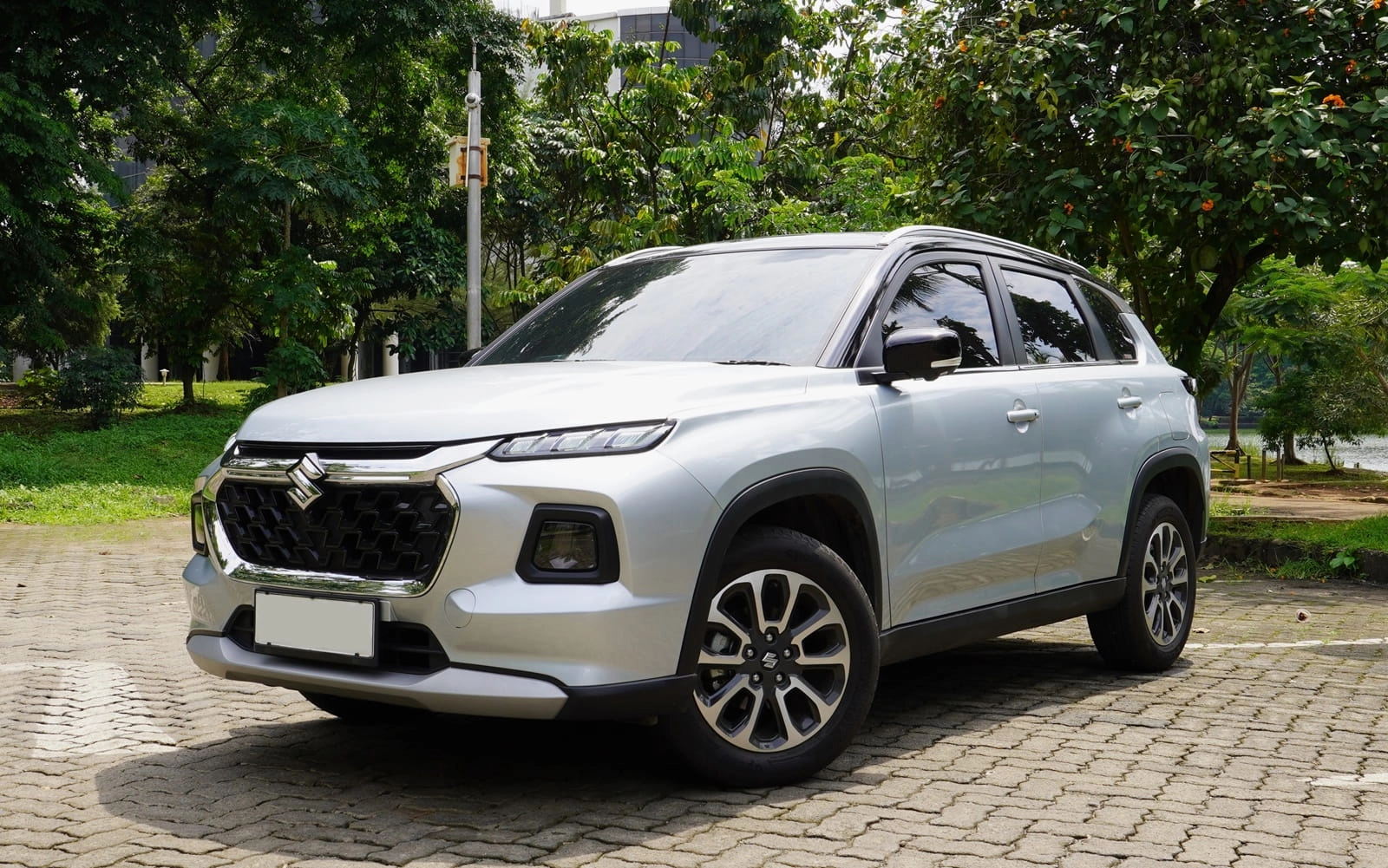 Mengapa Suzuki Grand Vitara Cocok untuk Gaya Hidup Urban di Jember dan Sekitarnya