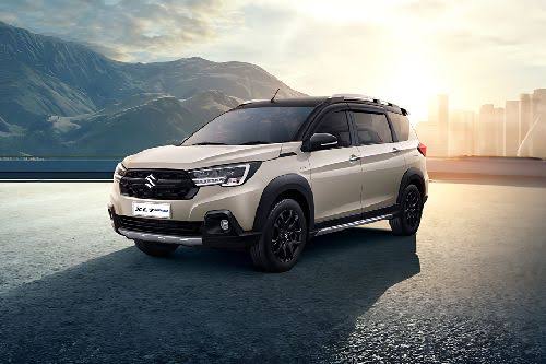 Suzuki XL7 Hybrid Jember – Mobil SUV Keluarga Terbaik untuk Medan Jember, Bondowoso, & Lumajang